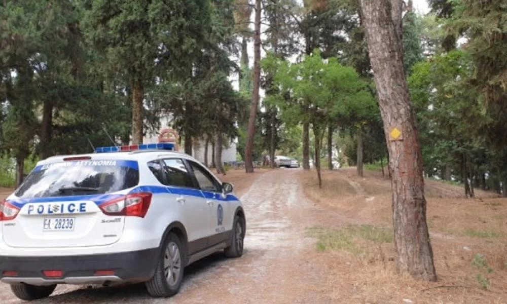 Πτώμα νεαρής γυναίκας βρέθηκε σε λόφο στα Τρίκαλα